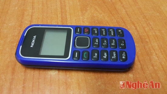 Chiếc điện thoại NoKia đối tượng Bền lấy của chị Thủy