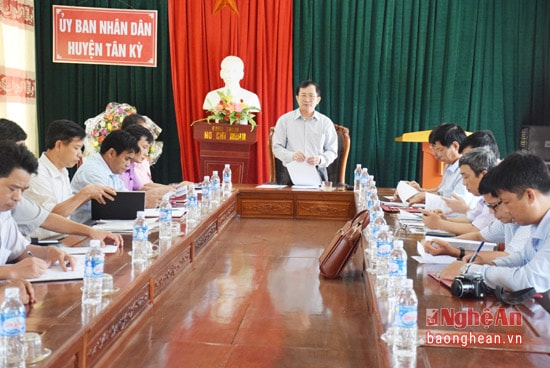 Toàn cảnh buổi làm việc