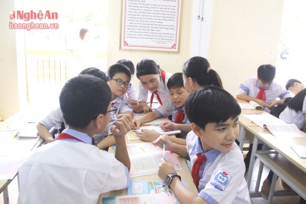 Lớp học theo chương trình VNEN ở Trường THCS Hưng Dũng (TP. Vinh).