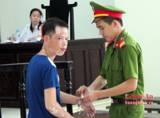 Bị cáo Vi Trọng Tuấn.