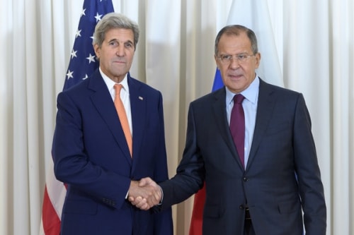 Ngày 26/8, Ngoại trưởng John Kerry và Sergei Lavrov đã gặp tại Geneva, Thụy Sĩ để thảo luận về kế hoạch chấm dứt cuộc xung đột kéo dài 4 năm ở Syria. 