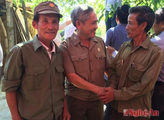 Niềm vui nhà mới, ảnh tư liệu, minh họa