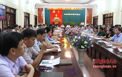 Toàn cảnh hội nghị trực tuyến.