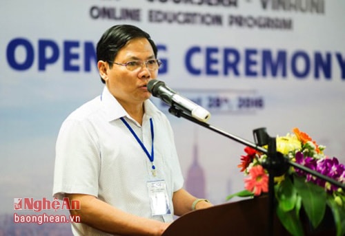 PGS.TS Phạm Ngọc Tân - đại diện Đại học Vinh