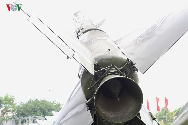 Cận cảnh phần đuôi quả tên lửa đất đối không SAM-2 do Liên Xô viện trợ cho Việt Nam đánh Mỹ.