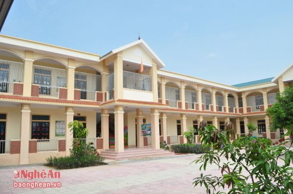 Dãy phòng học mới đạt chuẩn cấp độ 2 của Trường mầm nonQuỳnh Hậu (Quỳnh Lưu).
