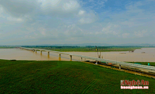 Cầu đường bộ Yên Xuân bắc qua sông Lam sẽ được khánh thành và được thông xe vào ngày 3/9/2016.