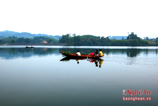 Đến đảo chè bằng thuyền sẽ là lựa chọn khiến bạn mê tơi