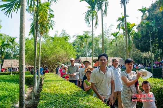 Ở Hoàng Trù, cũng có không ít đoàn về tham quan tìm hiểu về cuộc đời và sự nghiệp của Chủ tịch Hồ Chí Minh nhân dịp lễ Quốc khánh nước Cộng hoà xã hội chủ nghĩa Việt Nam