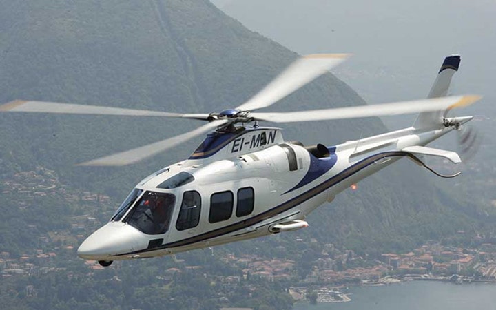 Trực thăng siêu nhẹ AgustaWestland AW109 có giá 6,3 triệu USD.