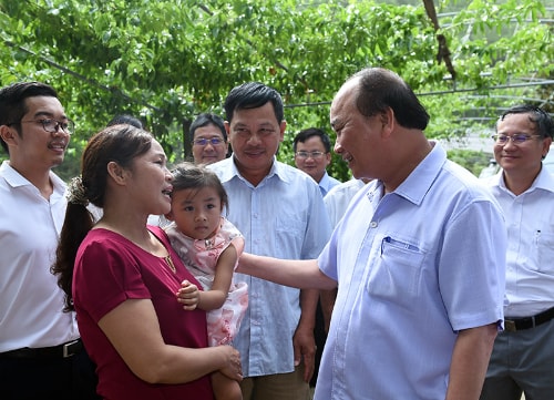 thu-tuong-phe-duyet-hon-2-ty-usd-de-giam-ngheo-tren-ca-nuoc