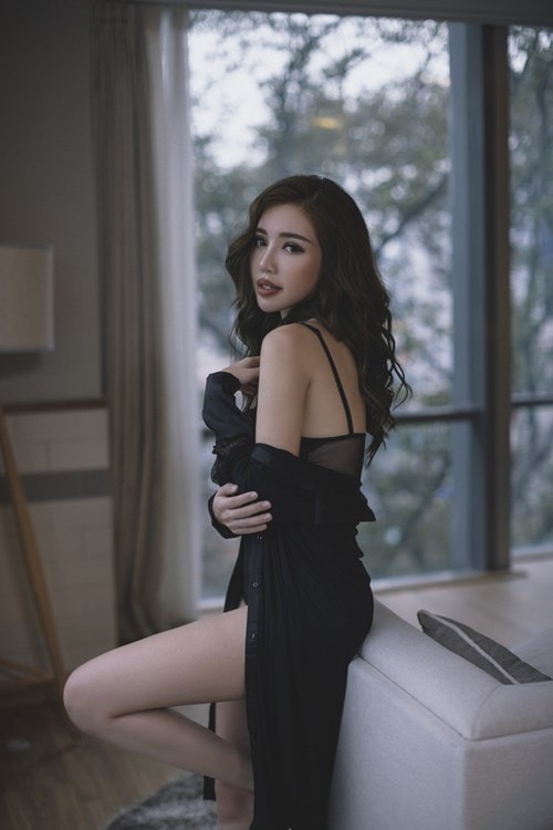 Elly Trần trải lòng chuyện bị đàm tiếu 'dựa hơi con' - ảnh 6