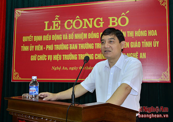Bí thư Tỉnh ủy Nguyễn Đắc Vinh phát biểu tại lễ bổ nhiệm.