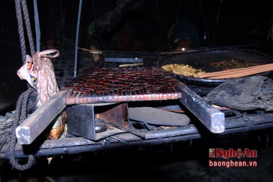 Sau khi hoàn thành người Mông gác