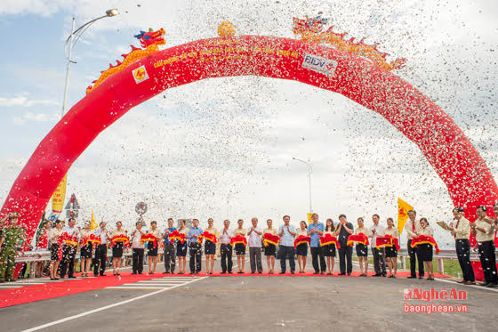 Sự kiện thông xe cầu đường bộ Yên Xuân được tuyên truyền đậm nét, tạo hiệu ứng tốt