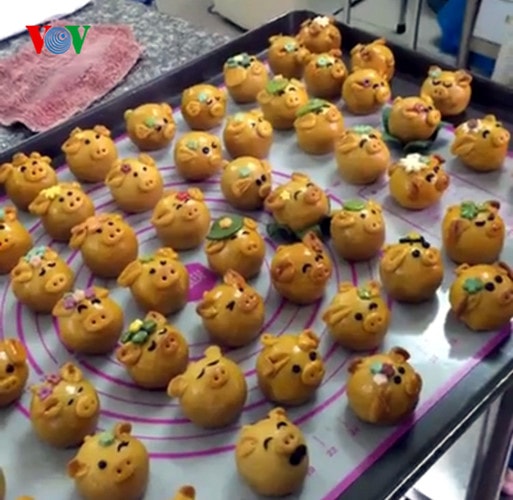 banh trung thu hand-made la mat hut nguoi tieu dung hinh 5