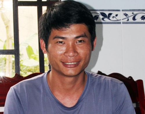 Tài xế Phan Văn Bắc không dám nhận người anh hùng vì cho rằng tài xế nào gặp tình huống như anh cũng tương trợ nhau. Ảnh: Hoài Thanh