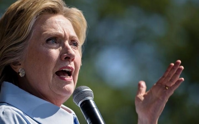 Bà Clinton cho rằng lãnh đạo của tổ chức IS đang cầu nguyện thánh Allah cho Trump sẽ trở thành tổng thống Mỹ. Ảnh: AFP.
