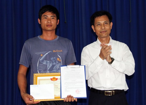 chu-tich-nuoc-gui-thu-khen-tai-xe-xe-tai-cuu-oto-khach-mat-phanh
