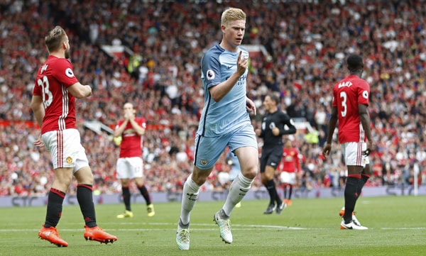 de-bruyne-toa-sang-guardiola-danh-bai-mourinho-o-derby-manchester-page-2