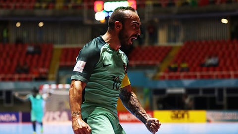 Vòng bảng World Cup Futsal: Bồ Đào Nha đại thắng, Thái Lan ngược dòng kịch tính