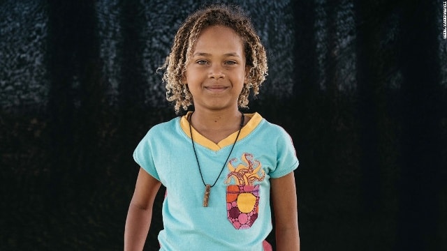 Bé Levi Draheim, 9 tuổi, một trong số 21 trẻ em, đã kiện Tổng thống Obama và chính quyền Mỹ vì biến đổi khí hậu - Ảnh: CNN