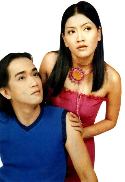 Thập niên 1990, Minh Thuận hợp tác cùng nhiều nghệ sĩ có tiếng. Trong số đó có cả nữ diễn viên Ngọc Trinh.