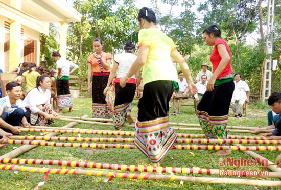 Đời sống văn hóa tinh thần ở bản Na Ba ngày càng được quan tâm hơn.