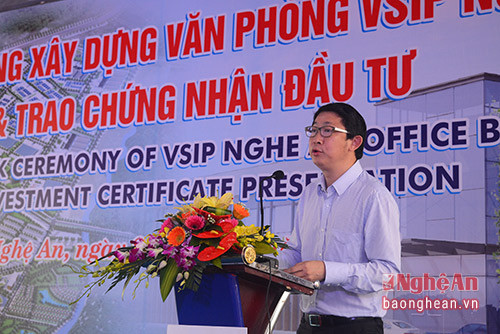 Ông Anthony Tan - Tổng Giám đốc VSIP Nghệ An cảm ơn sự hỗ trợ tích cực từ nhiều phía dành cho công ty trong suốt 1 năm đầu tiên triển khai dự án.