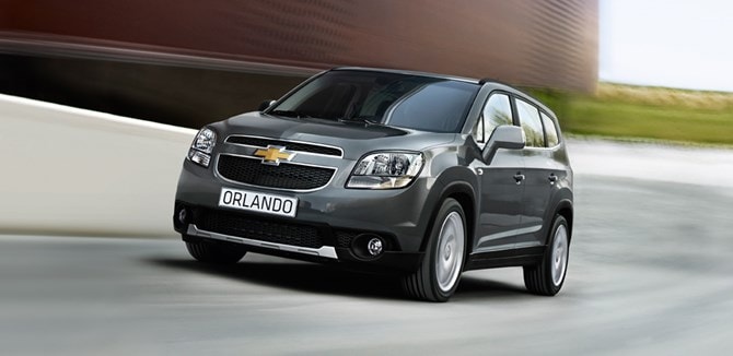 Chevrolet Orlando gây ấn tượng bằng ngoại hình cơ bắp, có phần bệ vệ