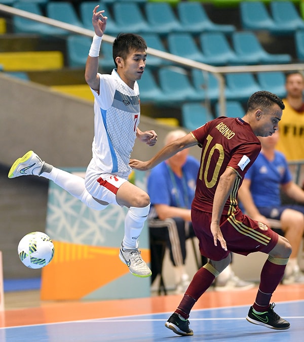 viet-nam-dung-buoc-o-vong-1-8-giai-fifa-futsal-world-cup-page-2-2