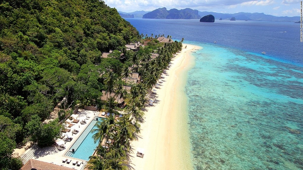 El Nido Pangulasian Island (Palawan, Philippines): Các biệt thự với phong cách bài trí kiểu Philippines hiện đại, những ban công riêng rộng lớn và bể bơi vô cực nhìn ra biển là điểm nhấn của khu nghỉ dưỡng sang trọng nhất Palawan này. 