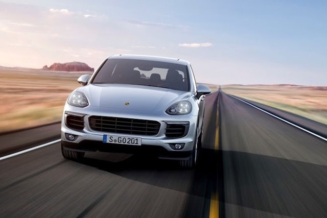 Cayenne là bước đi đầu tiên của Porsche trong phân khúc xe đa dụng