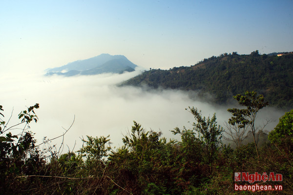 Một thung lũng đầy sương