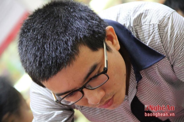 Tác giả Hồ Huy Sơn