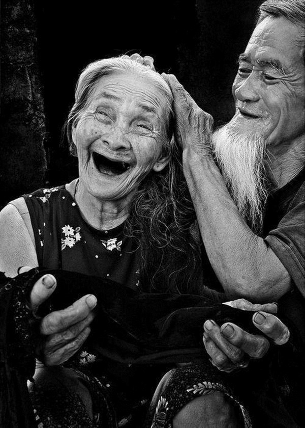 Hạnh phúc tuổi già là sự sẻ chia
