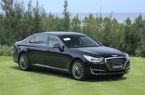 genesis-g90-ban-tai-viet-nam-doi-thu-moi-cua-mercedes-s-class