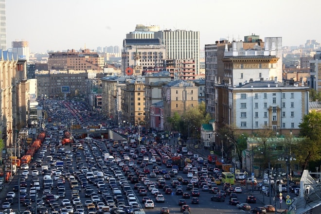 Thủ đô Moscow cũng phải chịu cảnh giao thông đông đúc. Ảnh: Live Journal.