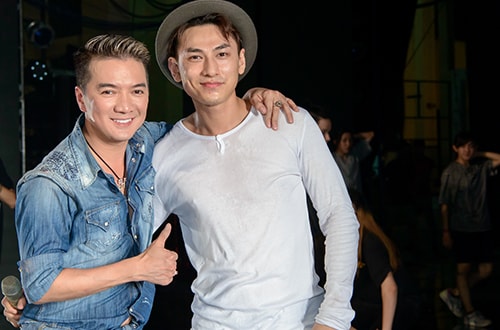 dam-vinh-hung-luyen-tap-cho-liveshow-12-ty-tu-sang-den-khuya-2