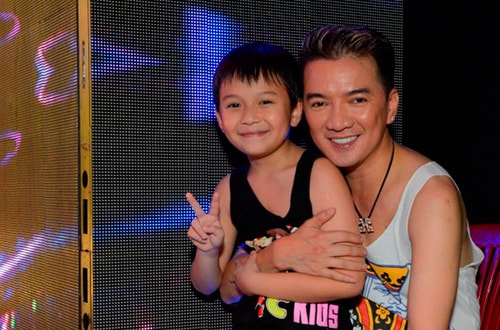 dam-vinh-hung-luyen-tap-cho-liveshow-12-ty-tu-sang-den-khuya-8