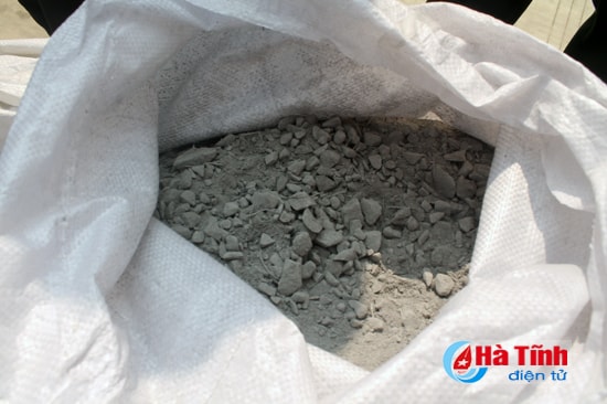 Số hàng ở dạng bột chứ không phải dạng bùn