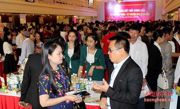 Trong và sau hội nghị, hoạt động kết nối doanh nghiệp trong các lĩnh vực sản xuất, dịch vụ tiếp tục được xúc tiến, hướng tới phát triển bền vững các thương hiệu Việt.