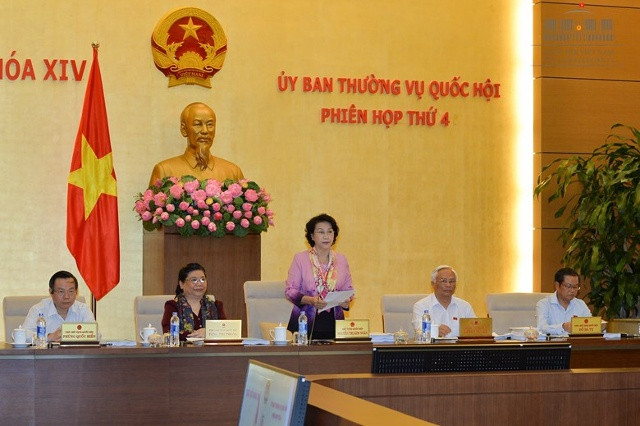 Chủ tịch Quốc hội Nguyễn Thị Kim Ngân phát biểu khai mạc phiên họp. (ảnh: quochoi.vn)