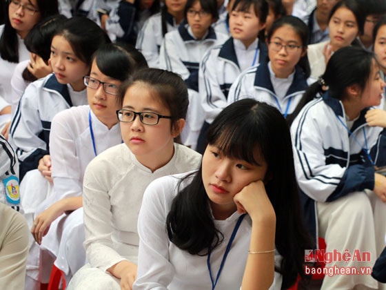 Học sinh Trường THPT Phan Bội Châu