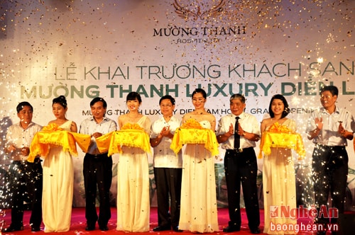 Lãnh đạo tỉnh, tập đoàn Mường Thanh cắt băng khánh thành khách sạn Mường Thanh Diễn Lâm