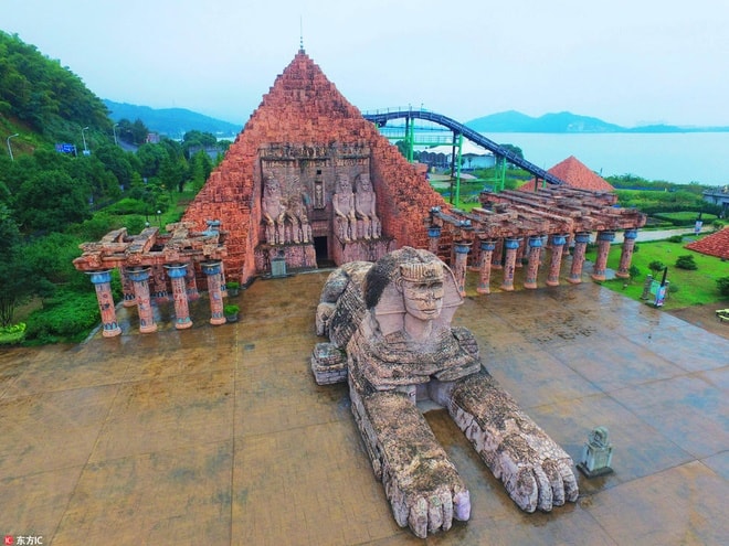 Một công viên ở Ninh Ba, Chiết Giang, Trung Quốc vừa mở cửa chào đón du khách.