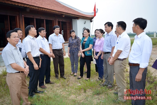 Đoàn giám sát kiểm tra thực tế tại Khu Di tích lịch sử Phùng Chí Kiên tại xã Diễn Yên.
