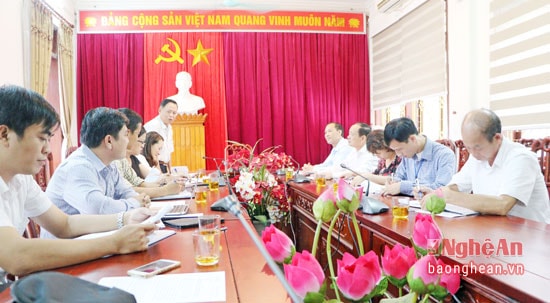Làm việc với thường trực huyện Kỳ Sơn