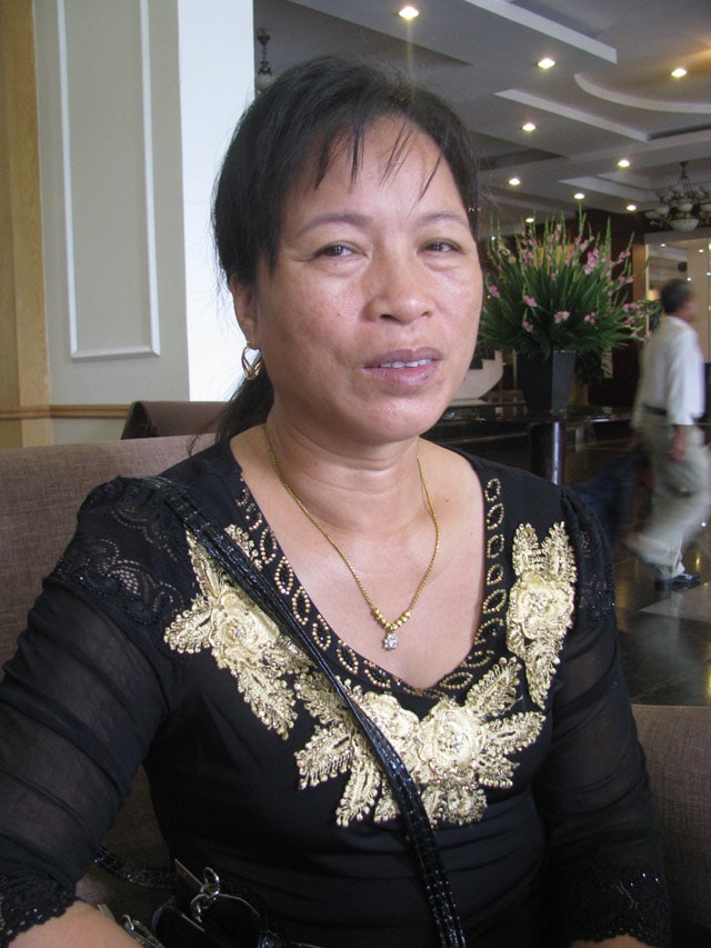 nong dan xuat sac ke chuyen tau xe hoi, cho con du hoc my hinh anh 1