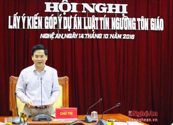 Đồng chí Trần Văn Mão - Phó trưởng Đoàn đại biểu Quốc hội Tỉnh Nghệ An, chủ trì hội nghị.